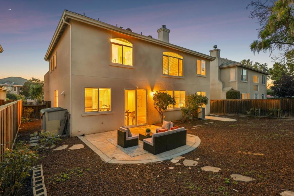 main property photo 75