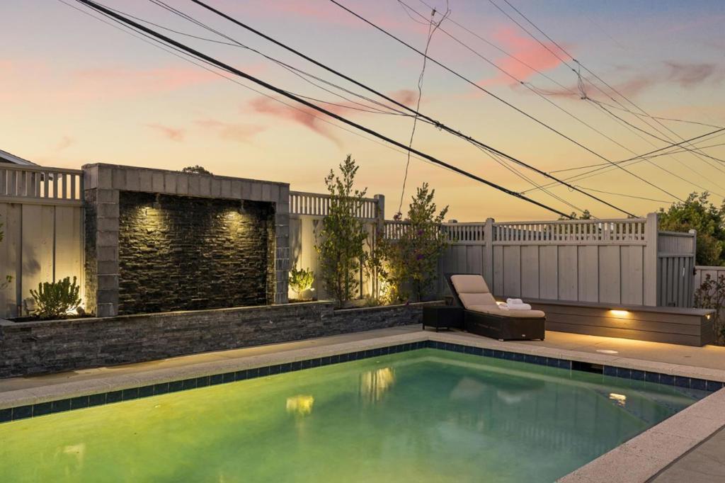 main property photo 60