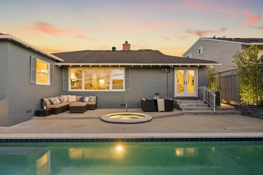 main property photo 63