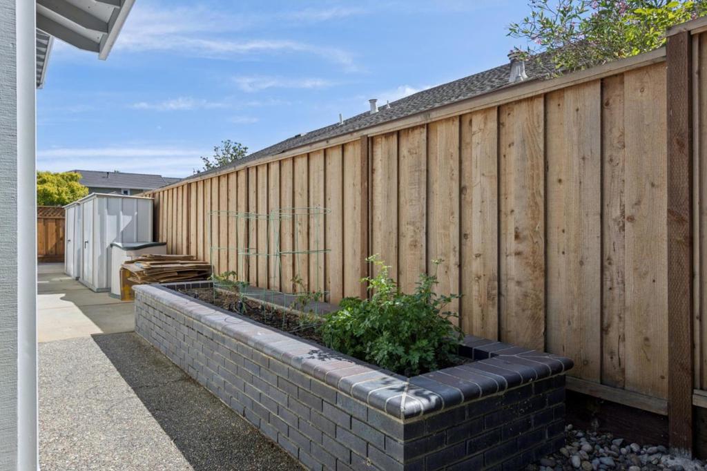 main property photo 88