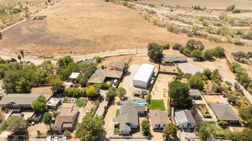main property photo 61