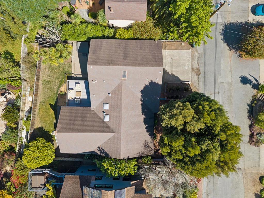 main property photo 59