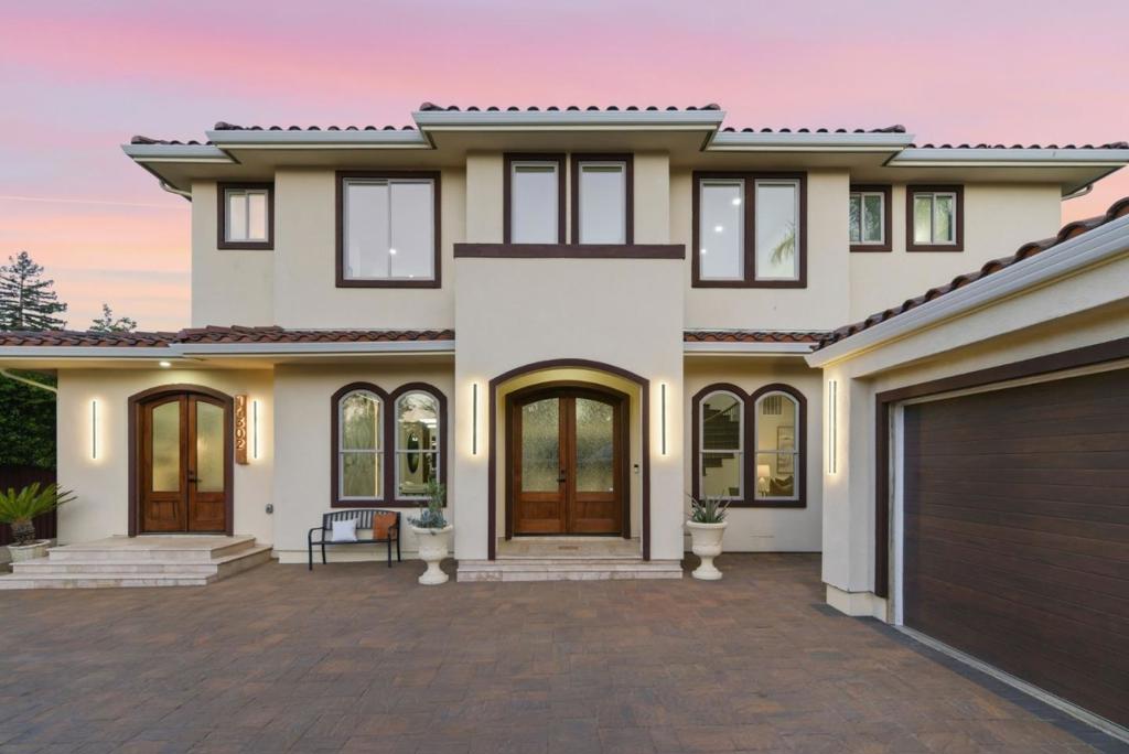 main property photo 62