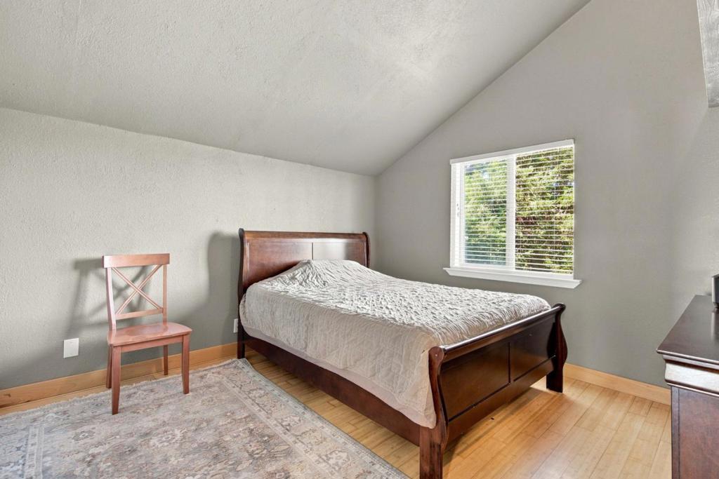 main property photo 111