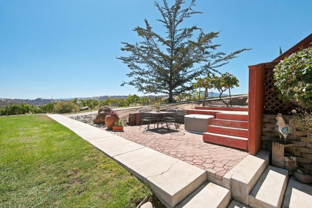 main property photo 67