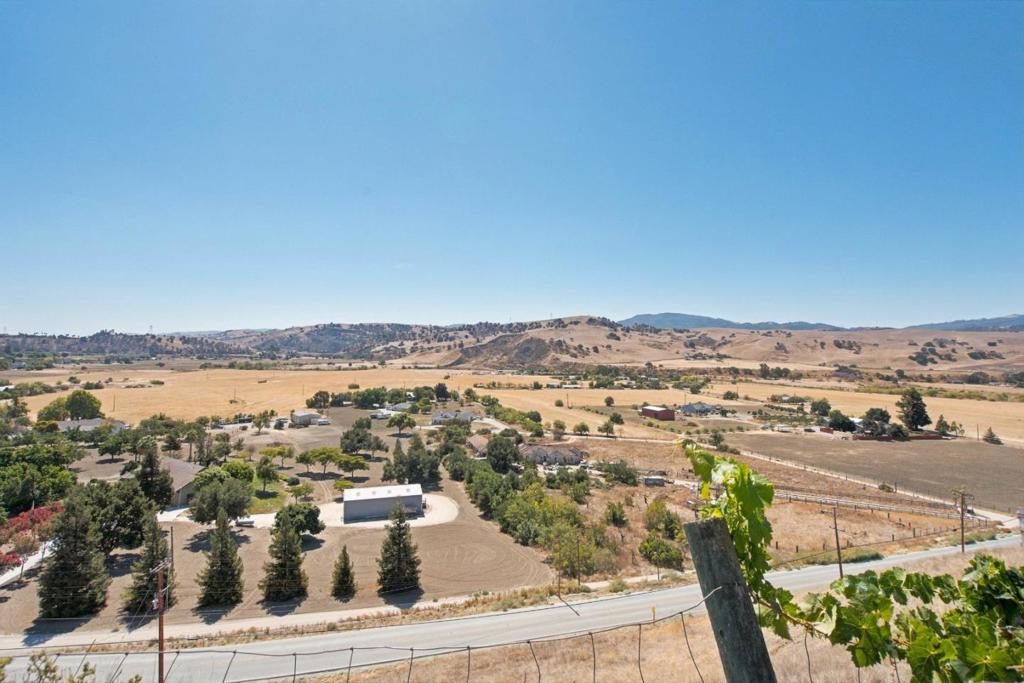 main property photo 72