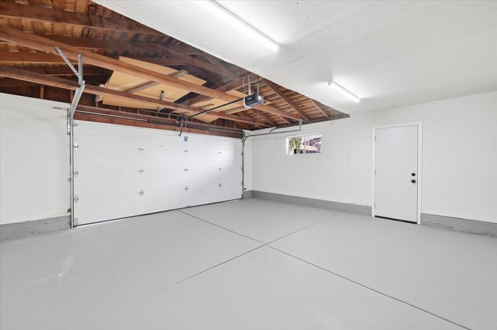 main property photo 70