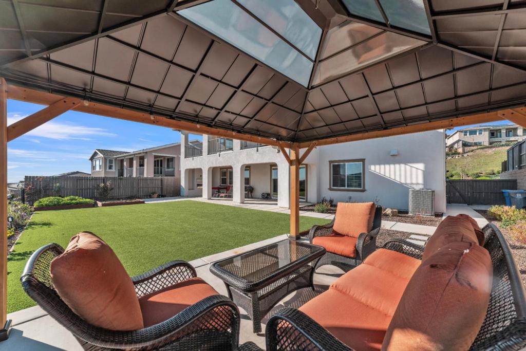 main property photo 62