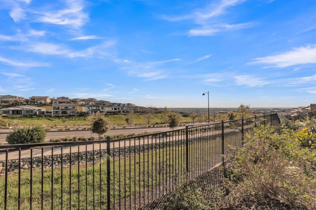main property photo 63