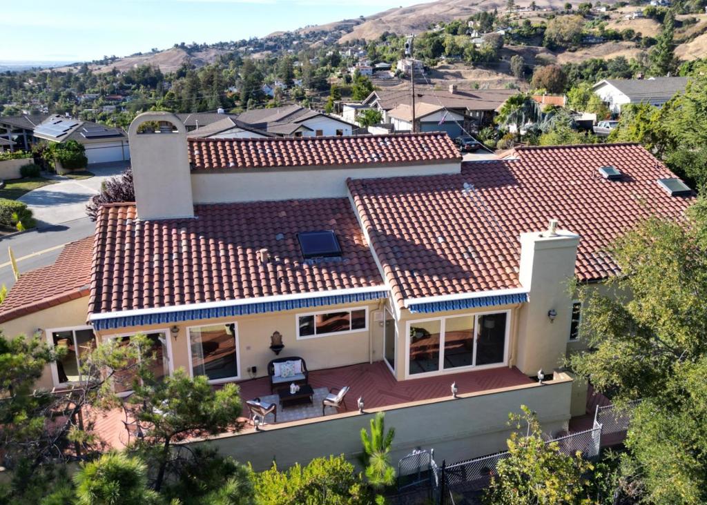 main property photo 51