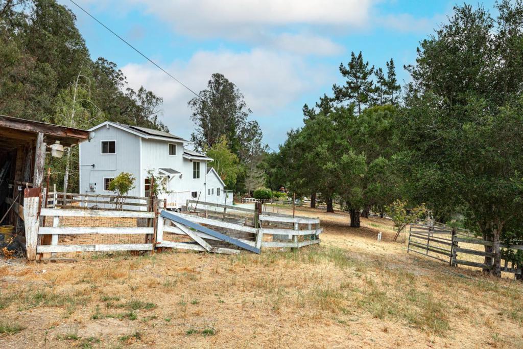 main property photo 51