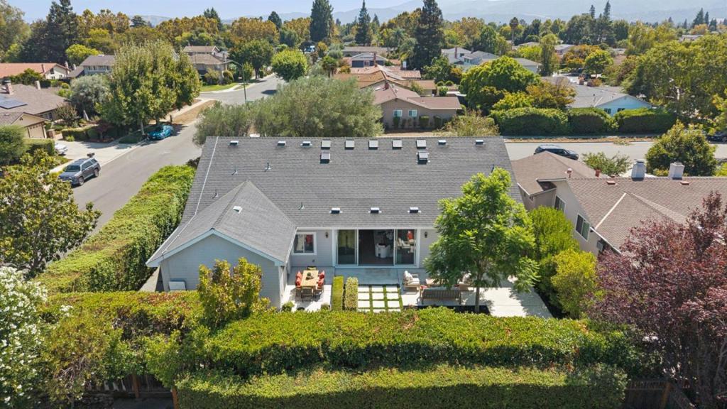 main property photo 57