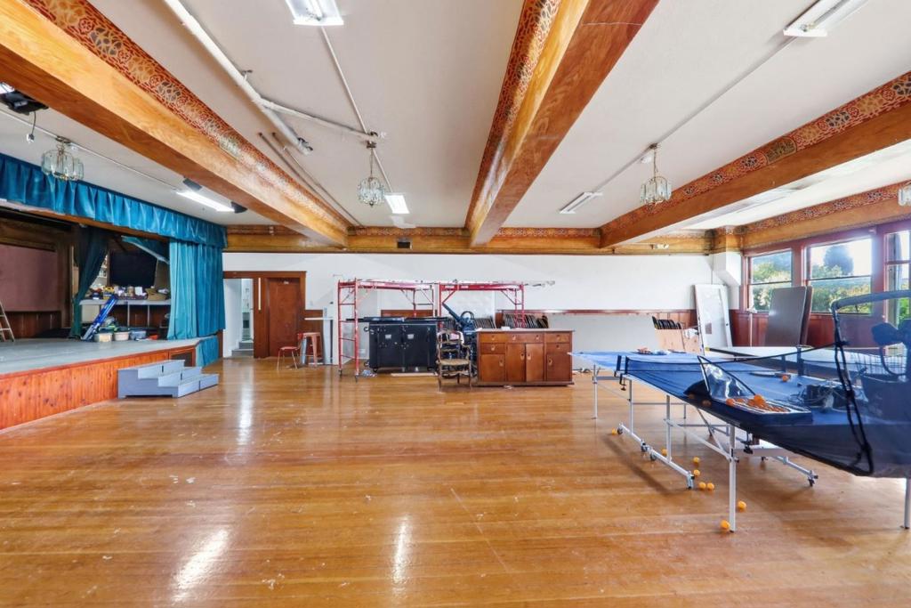 main property photo 108