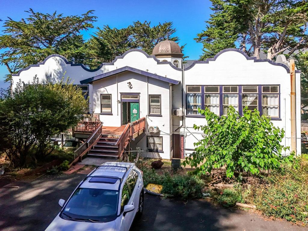main property photo 61