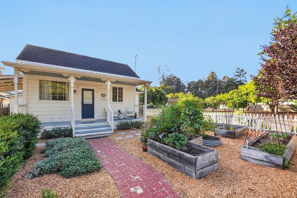 main property photo 56