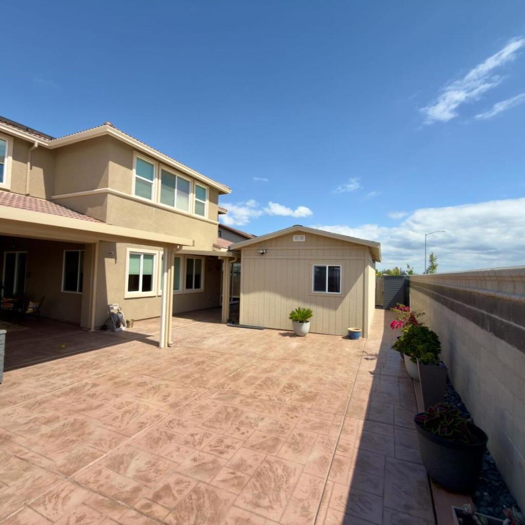 main property photo 58