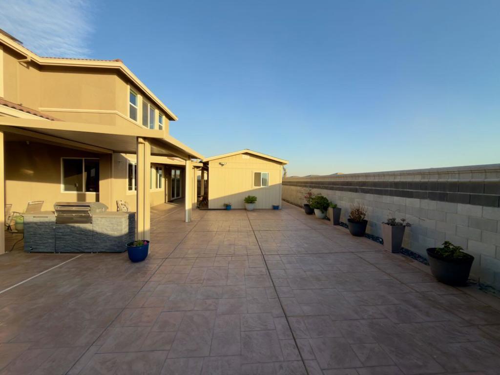 main property photo 59