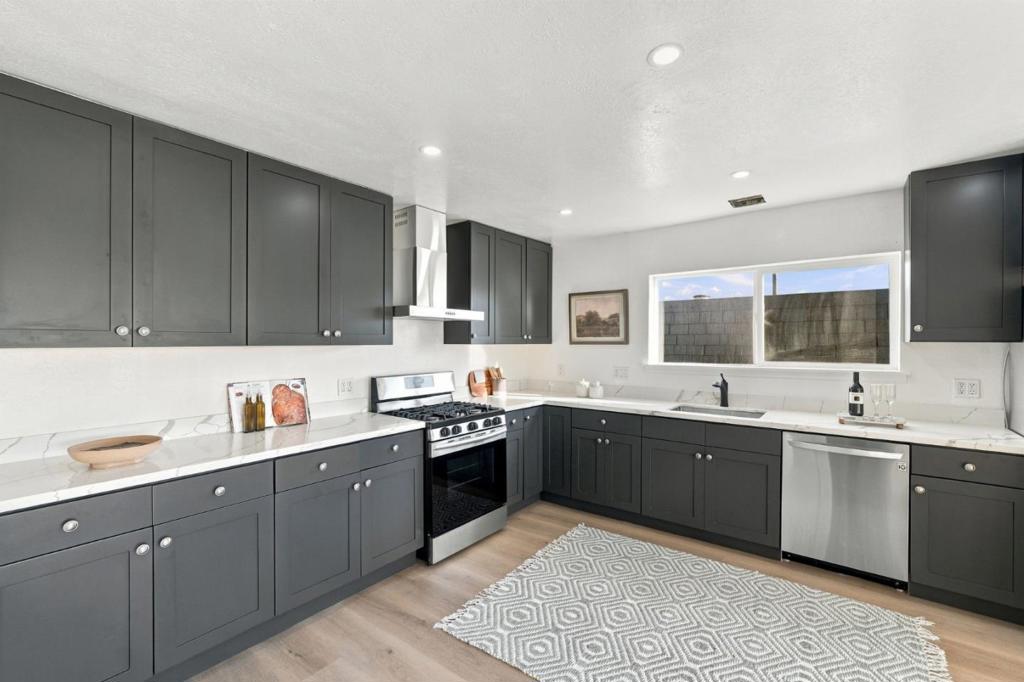 main property photo 64
