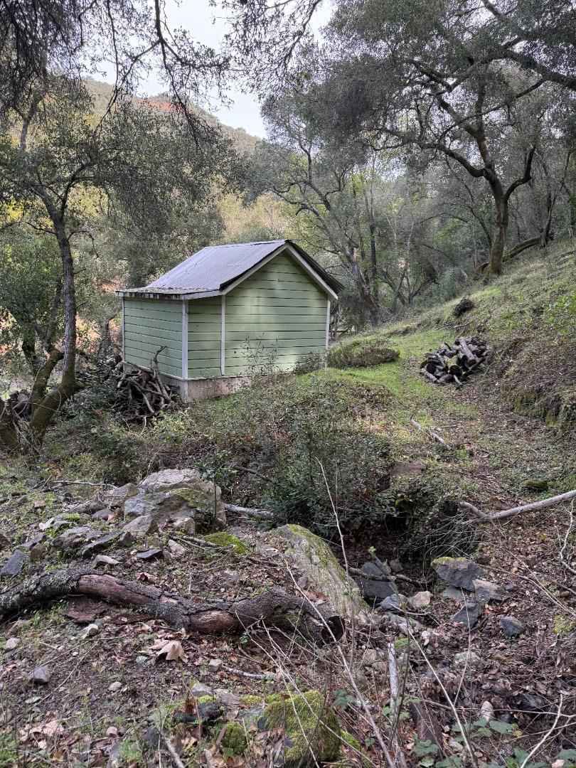 main property photo 10
