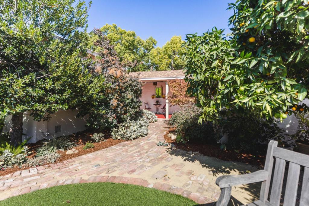 main property photo 88