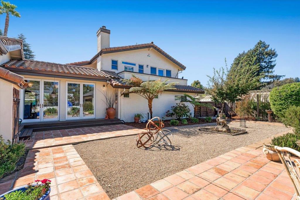 main property photo 44