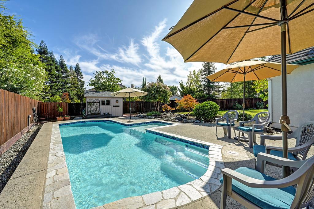 main property photo 78