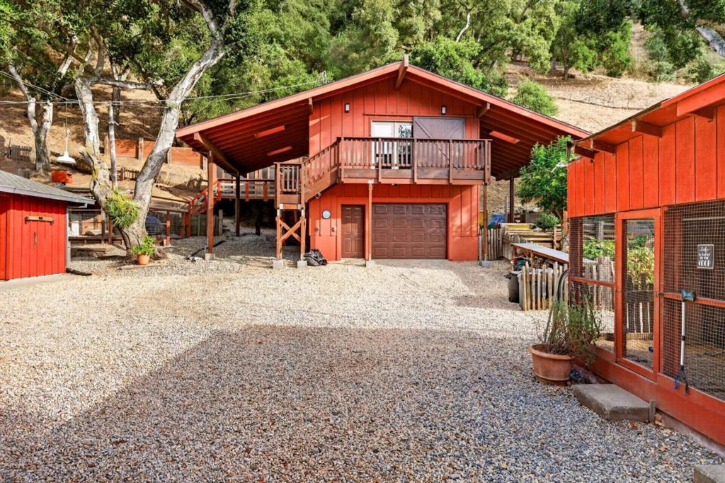 main property photo 49