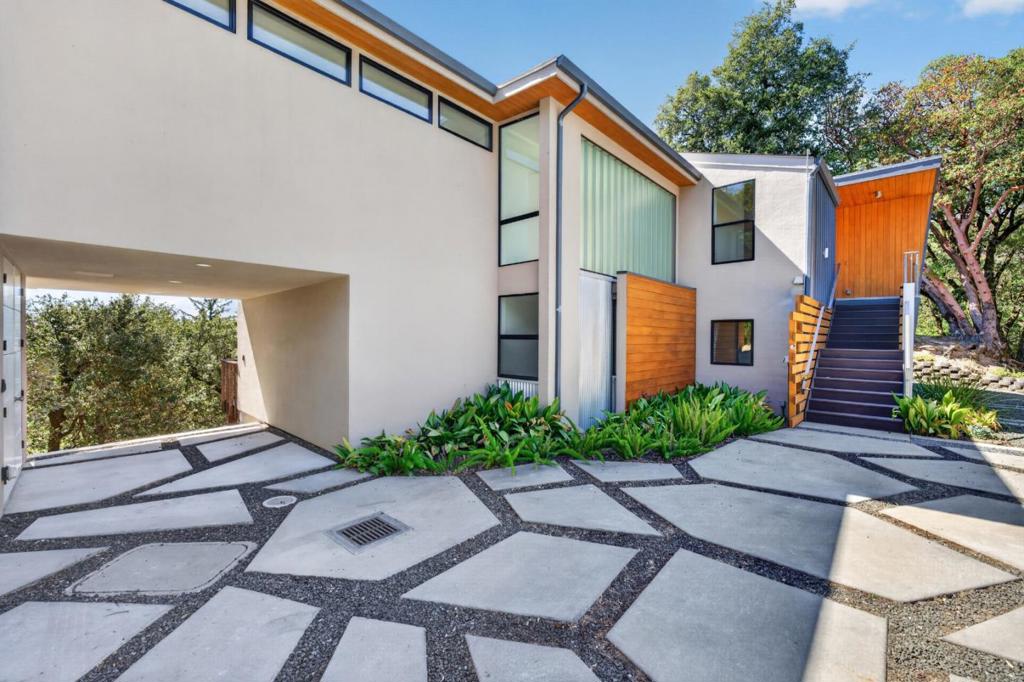 main property photo 63