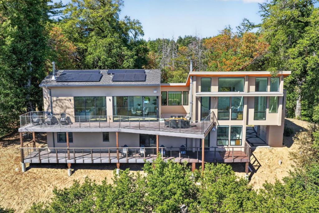 main property photo 80