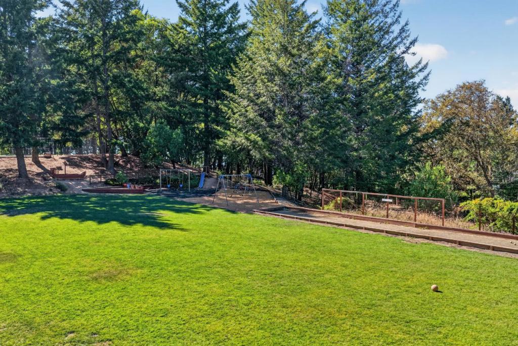 main property photo 85
