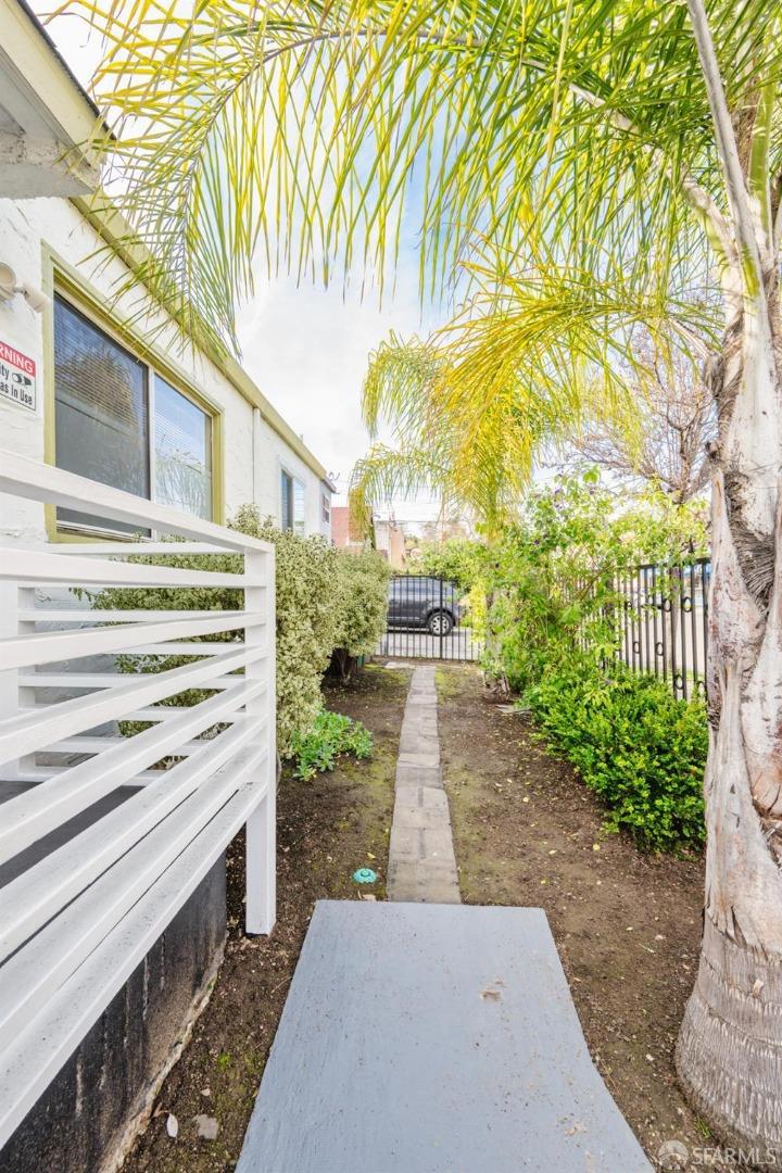 main property photo 50
