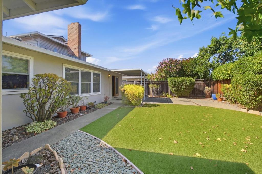 main property photo 50