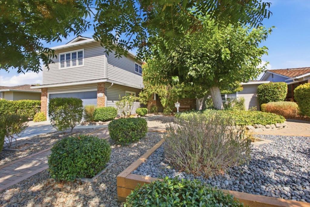 main property photo 63