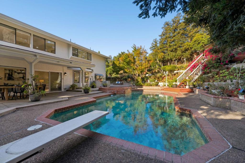 main property photo 69