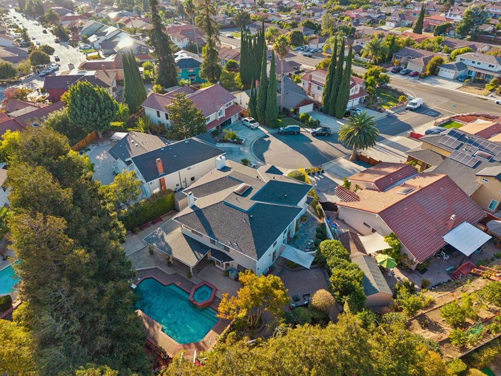 main property photo 82