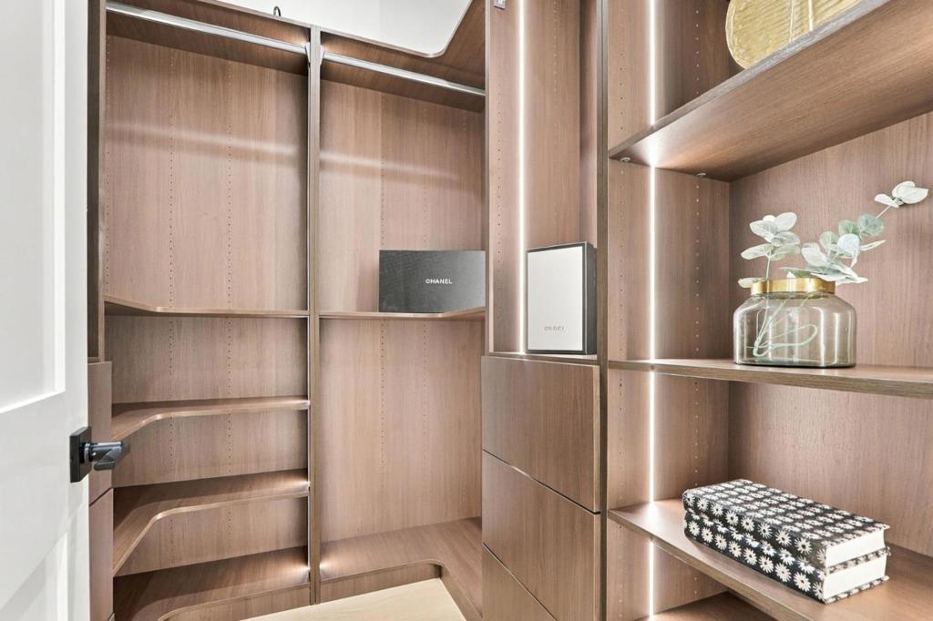 main property photo 65