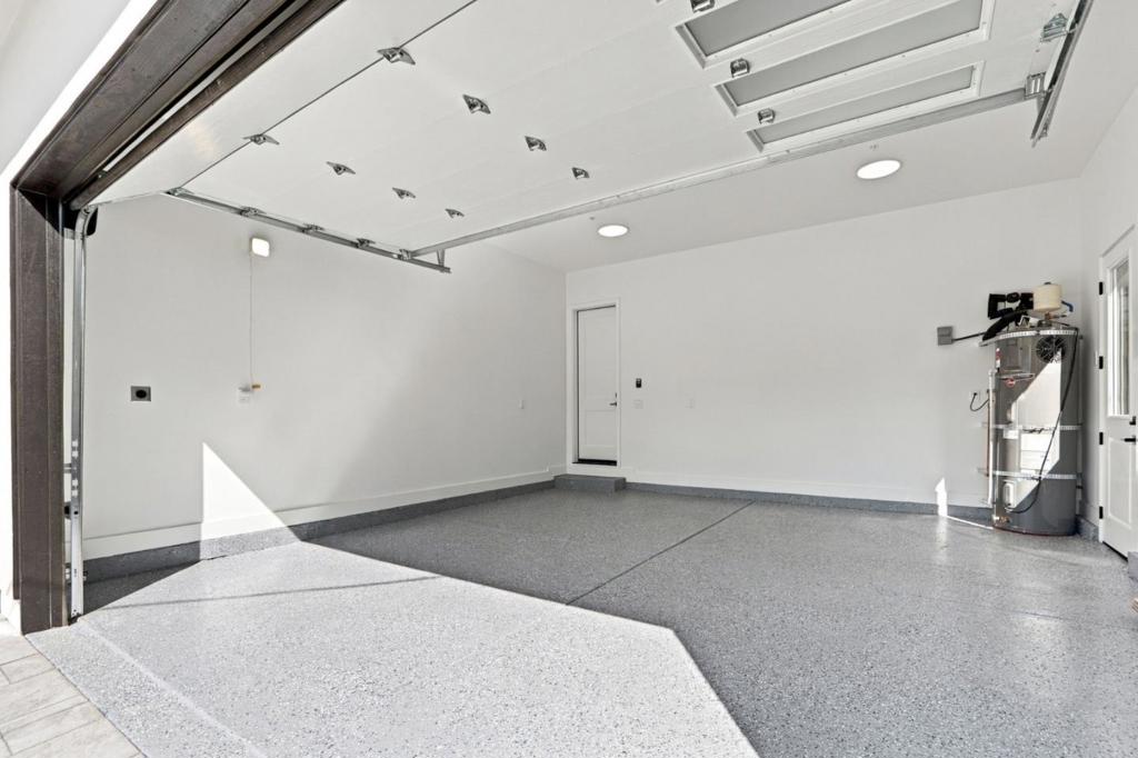 main property photo 81