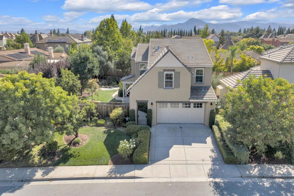main property photo 57