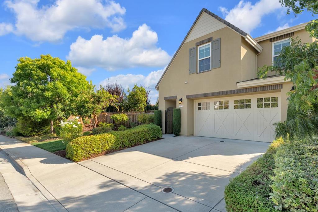 main property photo 59
