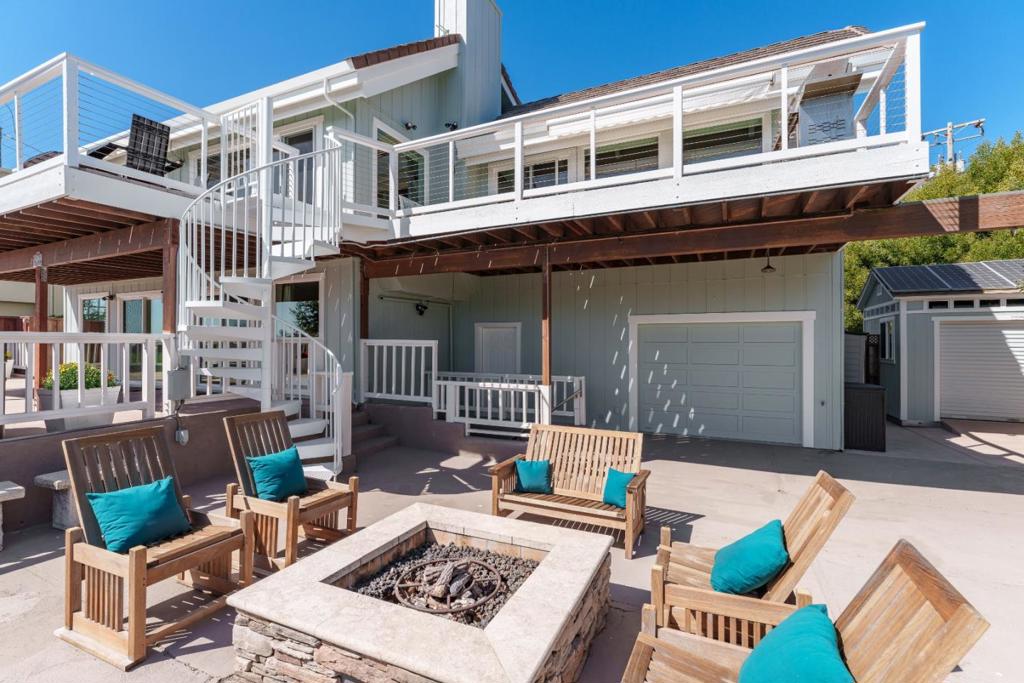 main property photo 77
