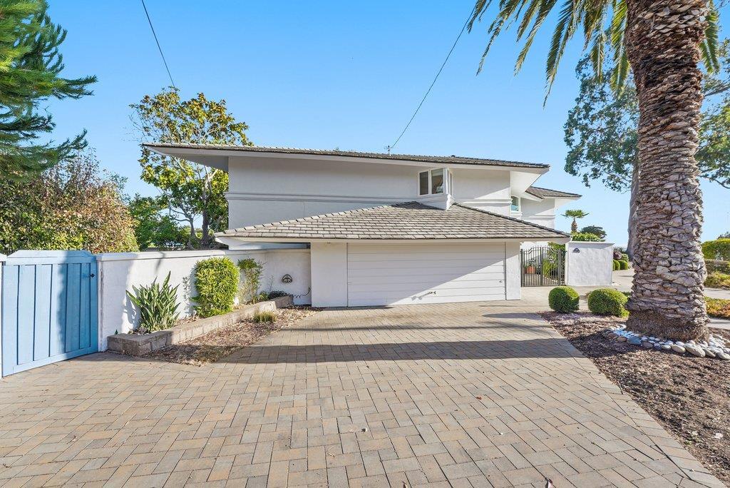 main property photo 58