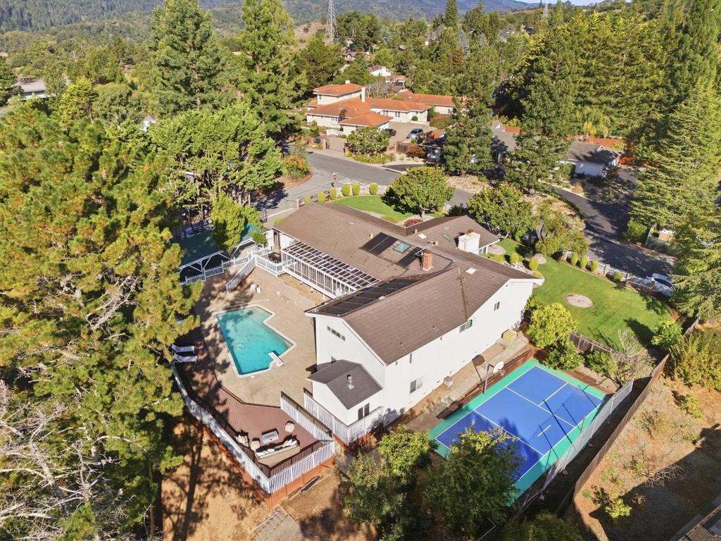main property photo 57