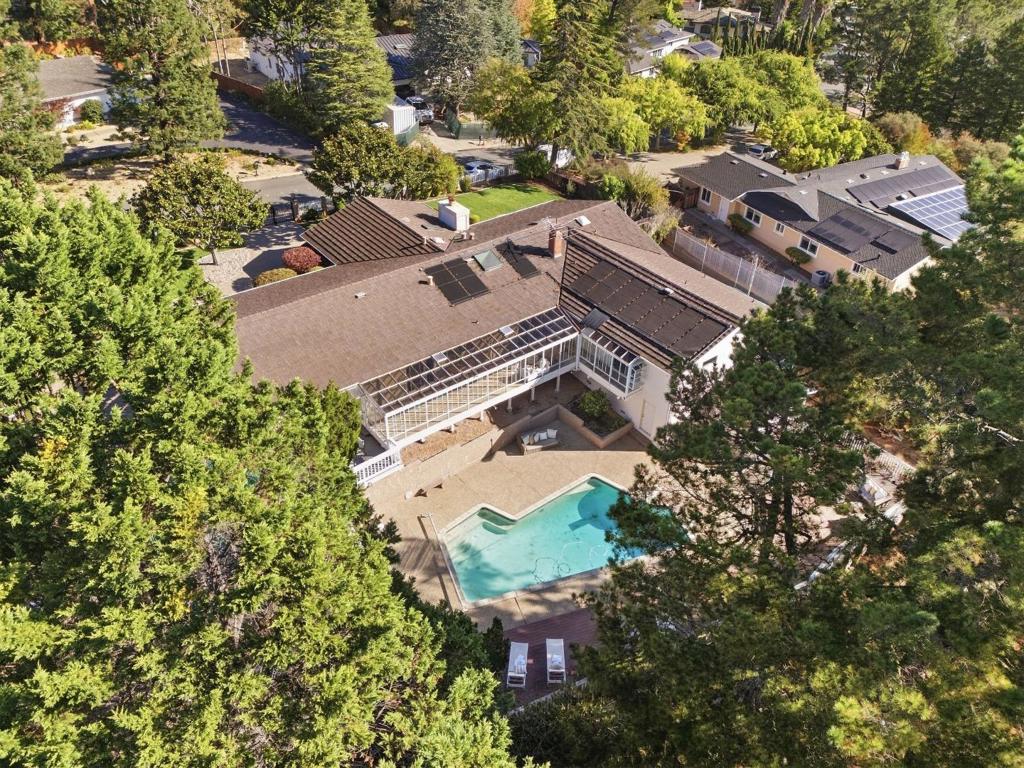 main property photo 58