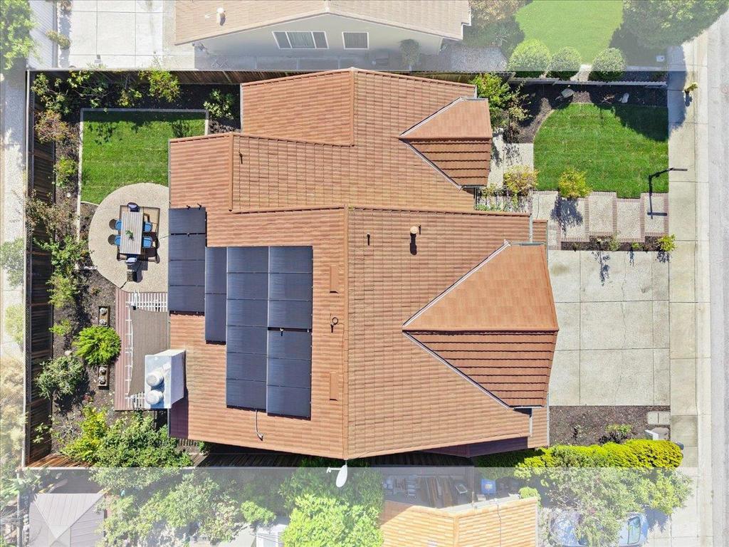 main property photo 67