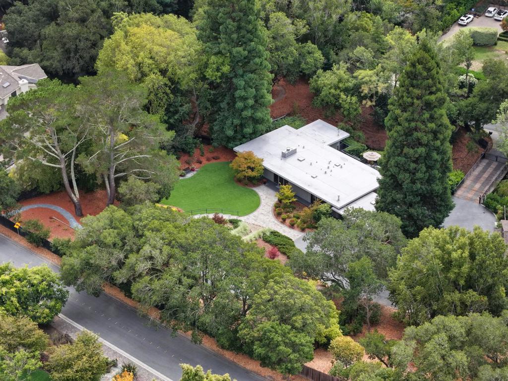 main property photo 78
