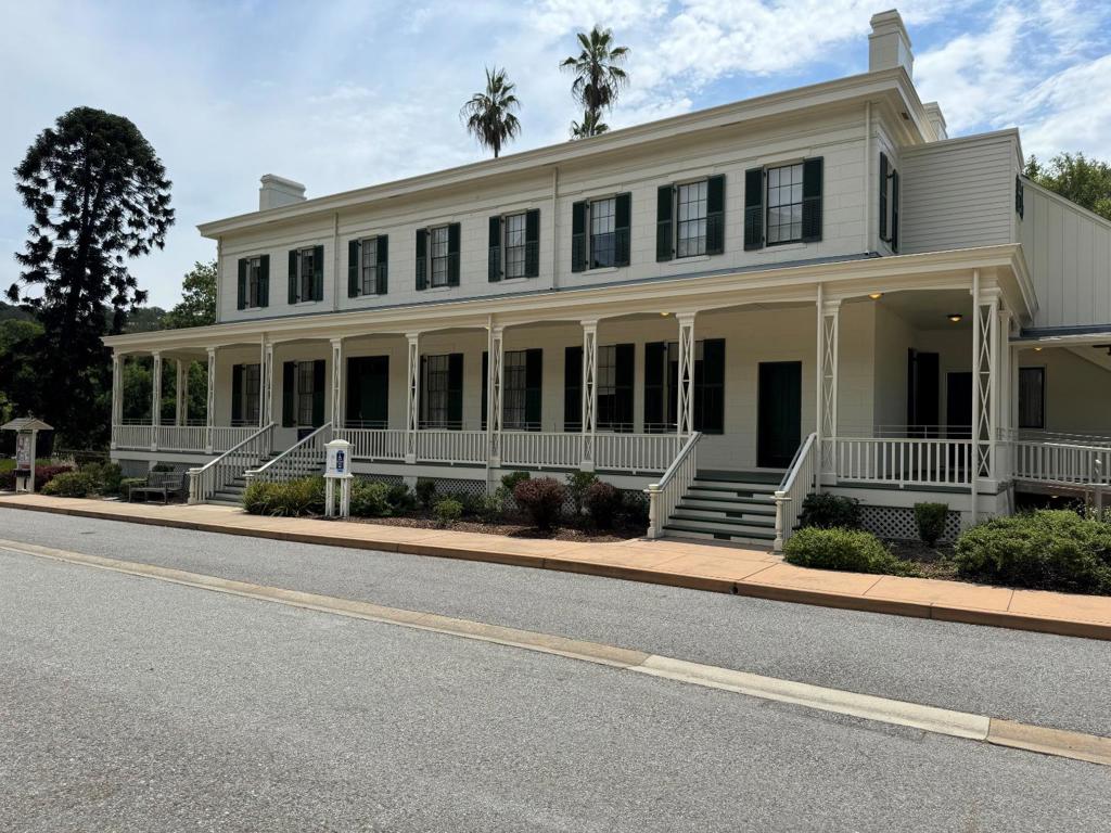 main property photo 42