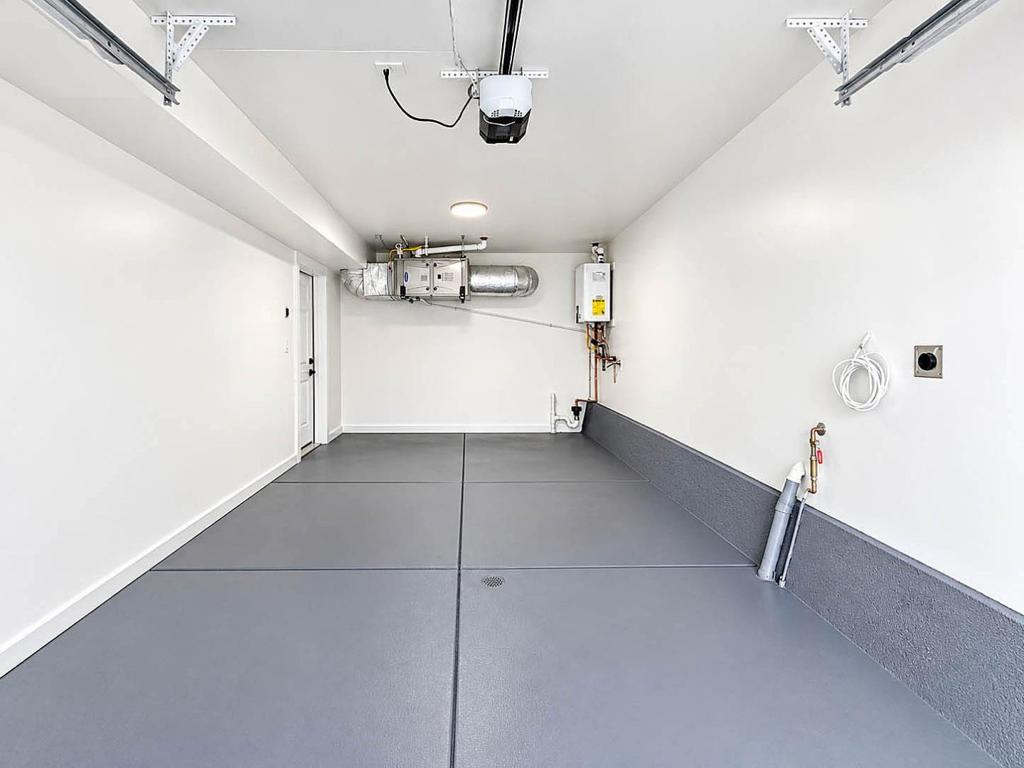 main property photo 74