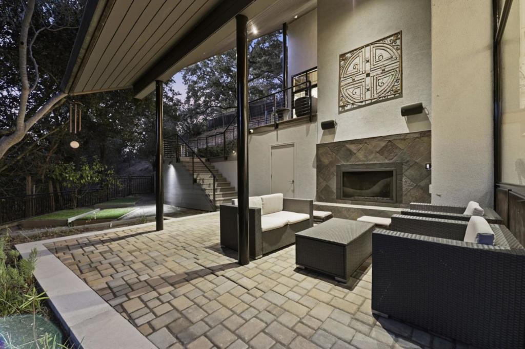 main property photo 119