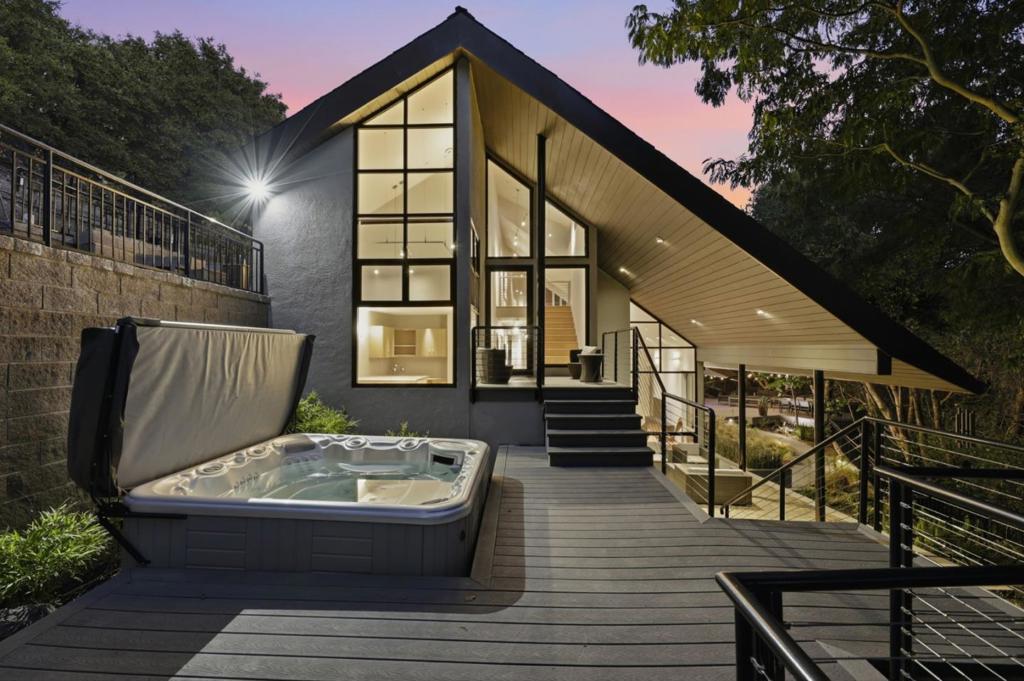 main property photo 122
