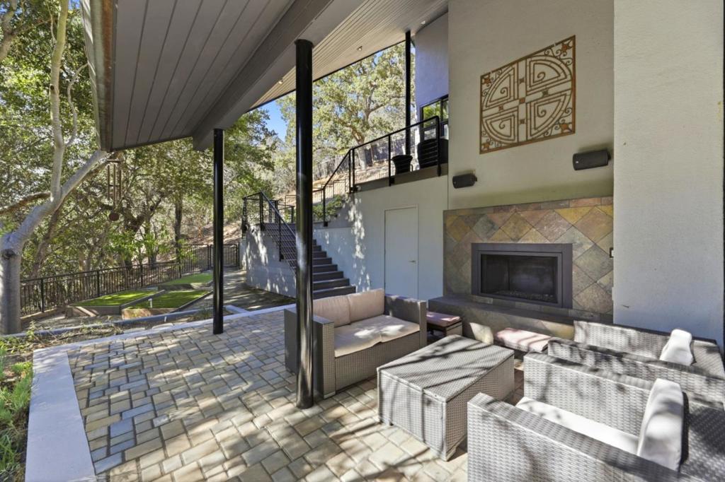 main property photo 65